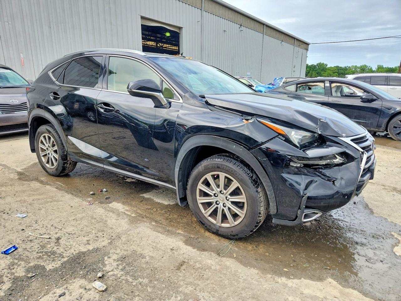 Lexus NX Base