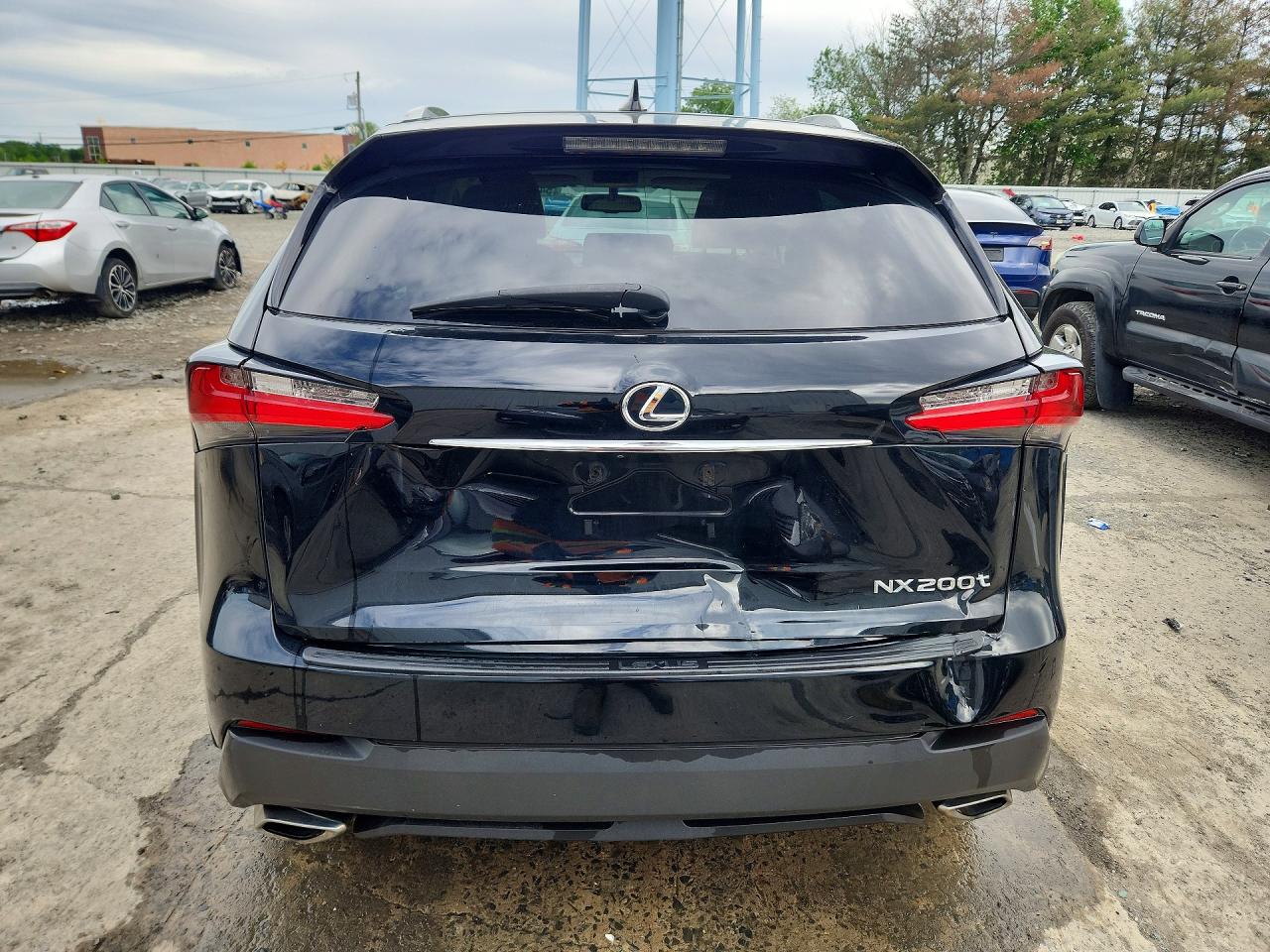 Lexus NX Base