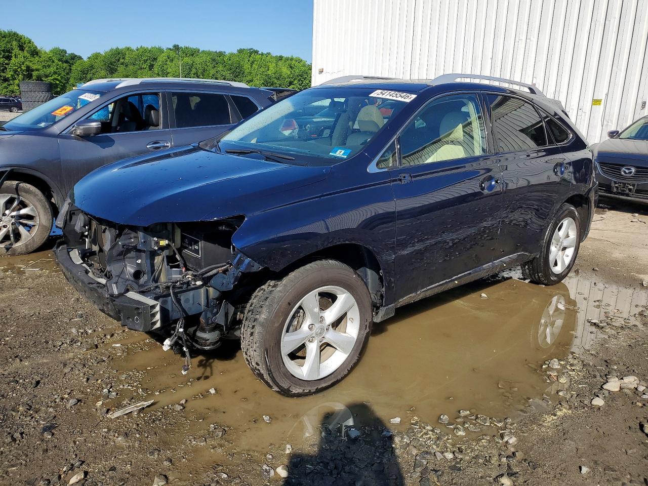 Salvage Lexus RX Image