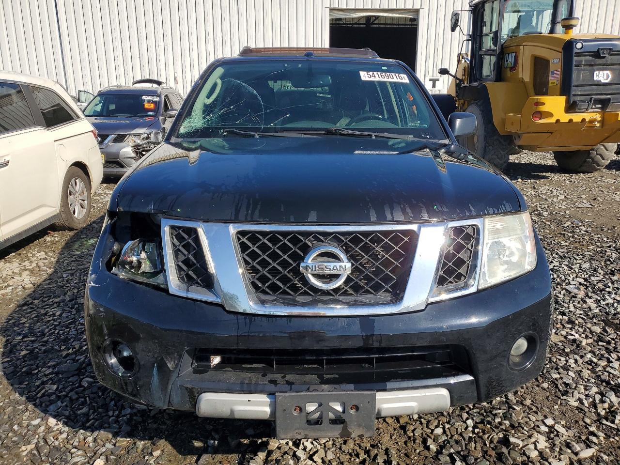 Nissan Pathfinder S
