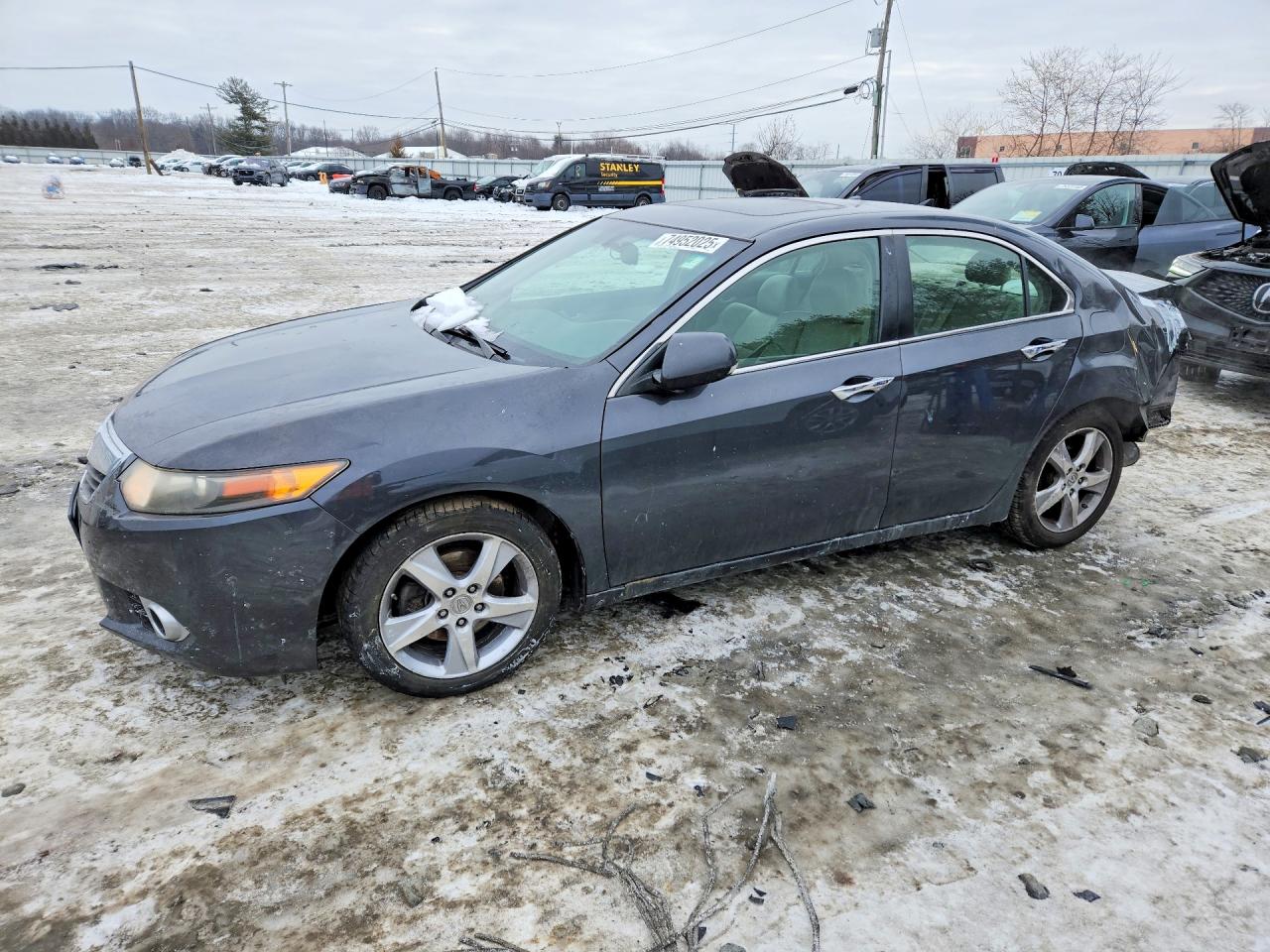 Salvage Acura TSX Image