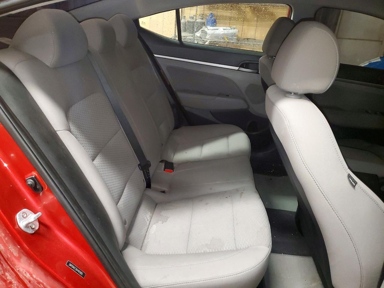 Hyundai ELANTRA Sel