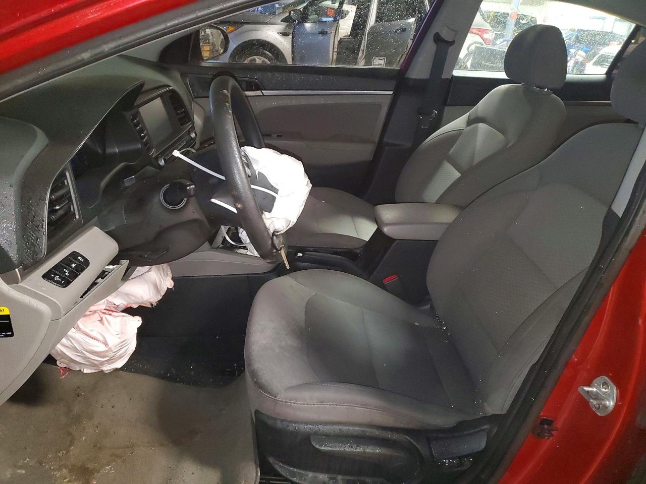Hyundai ELANTRA Sel