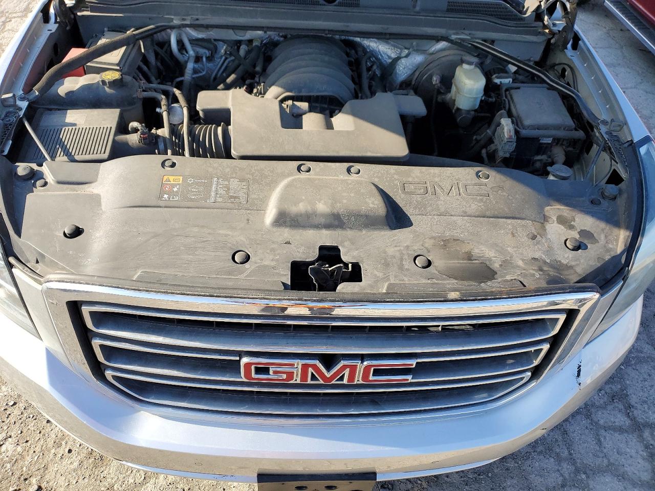 GMC Yukon K1500 Sle