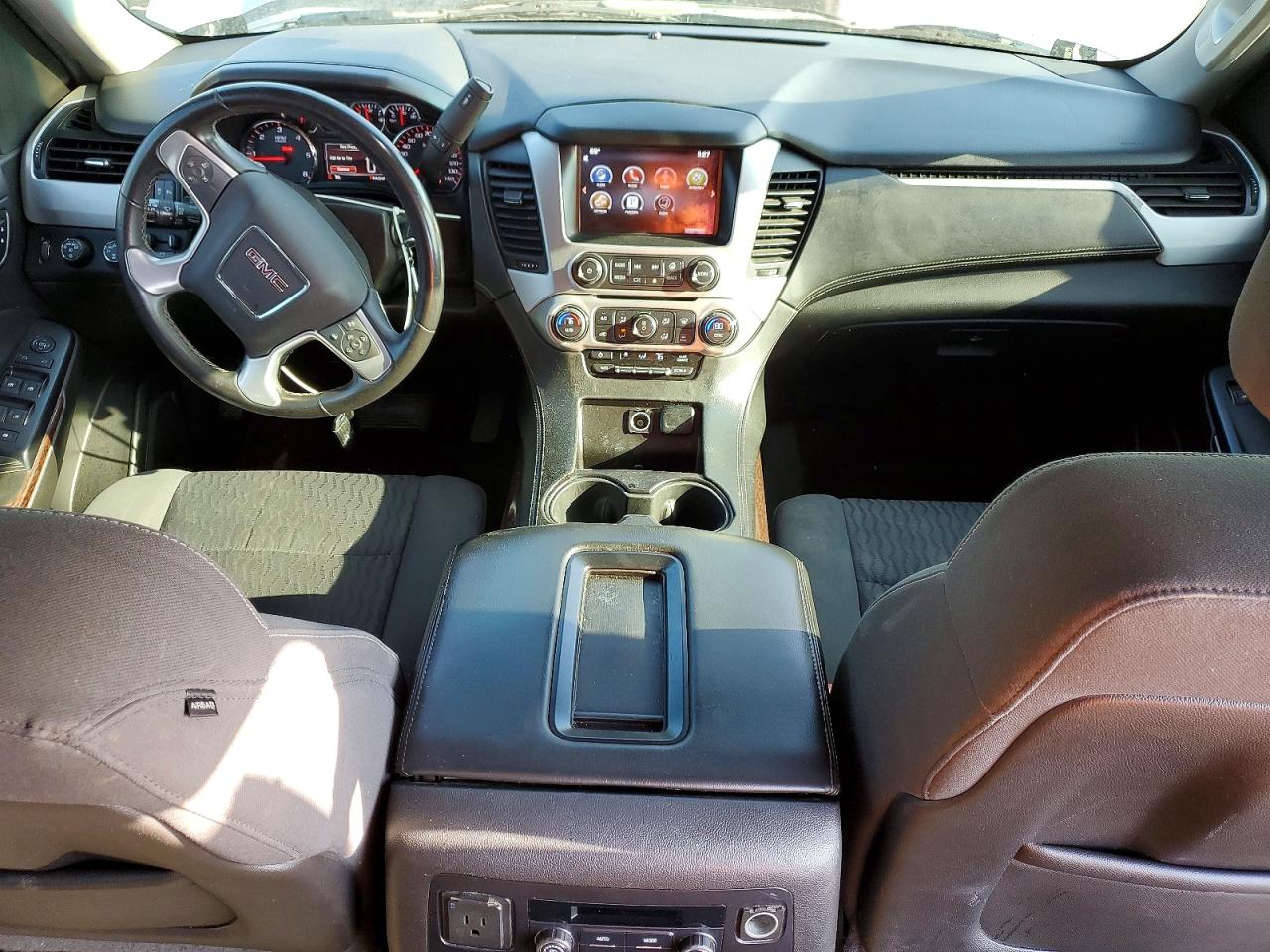 GMC Yukon K1500 Sle