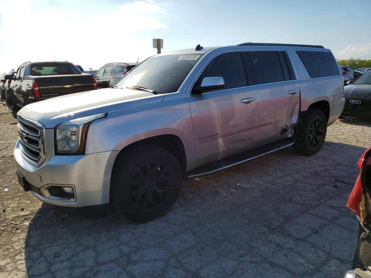 Salvage GMC Yukon Image
