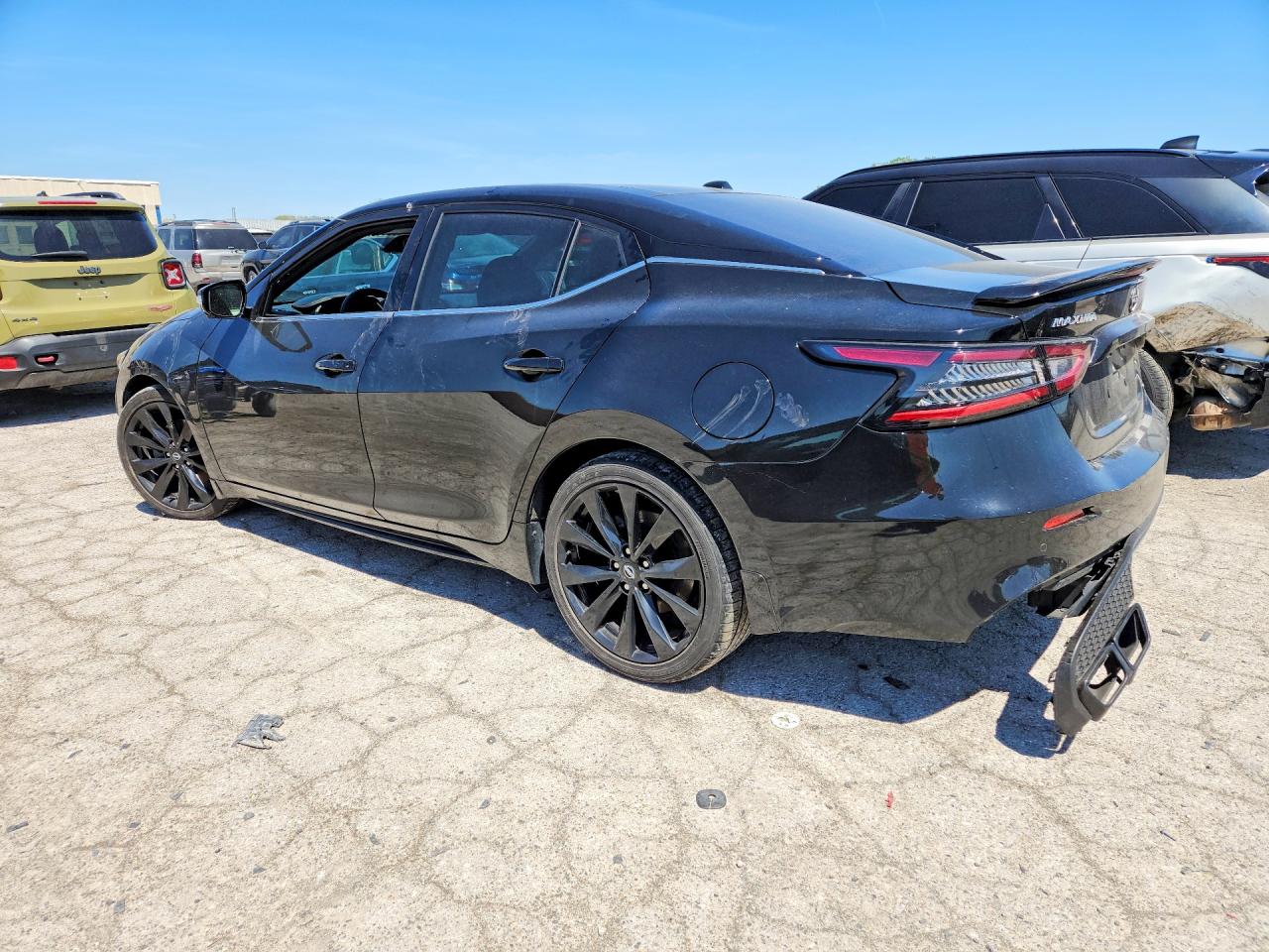 Nissan Maxima Sr