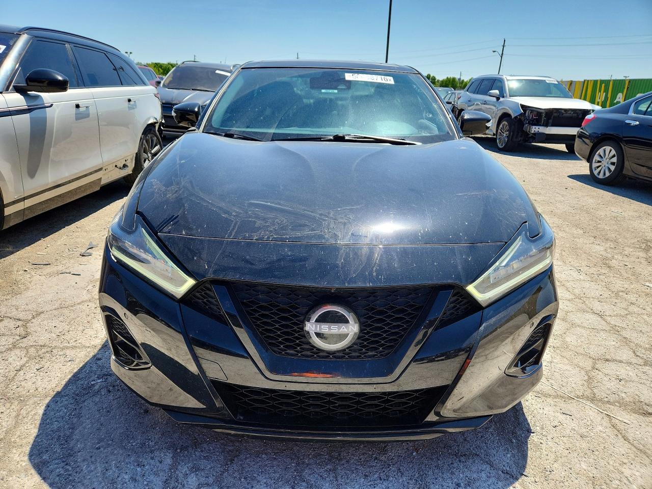 Nissan Maxima Sr