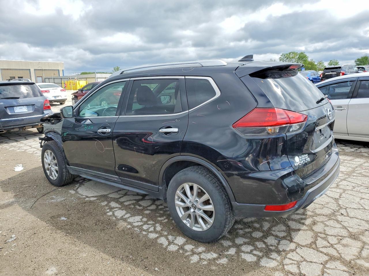Nissan Rogue Sv