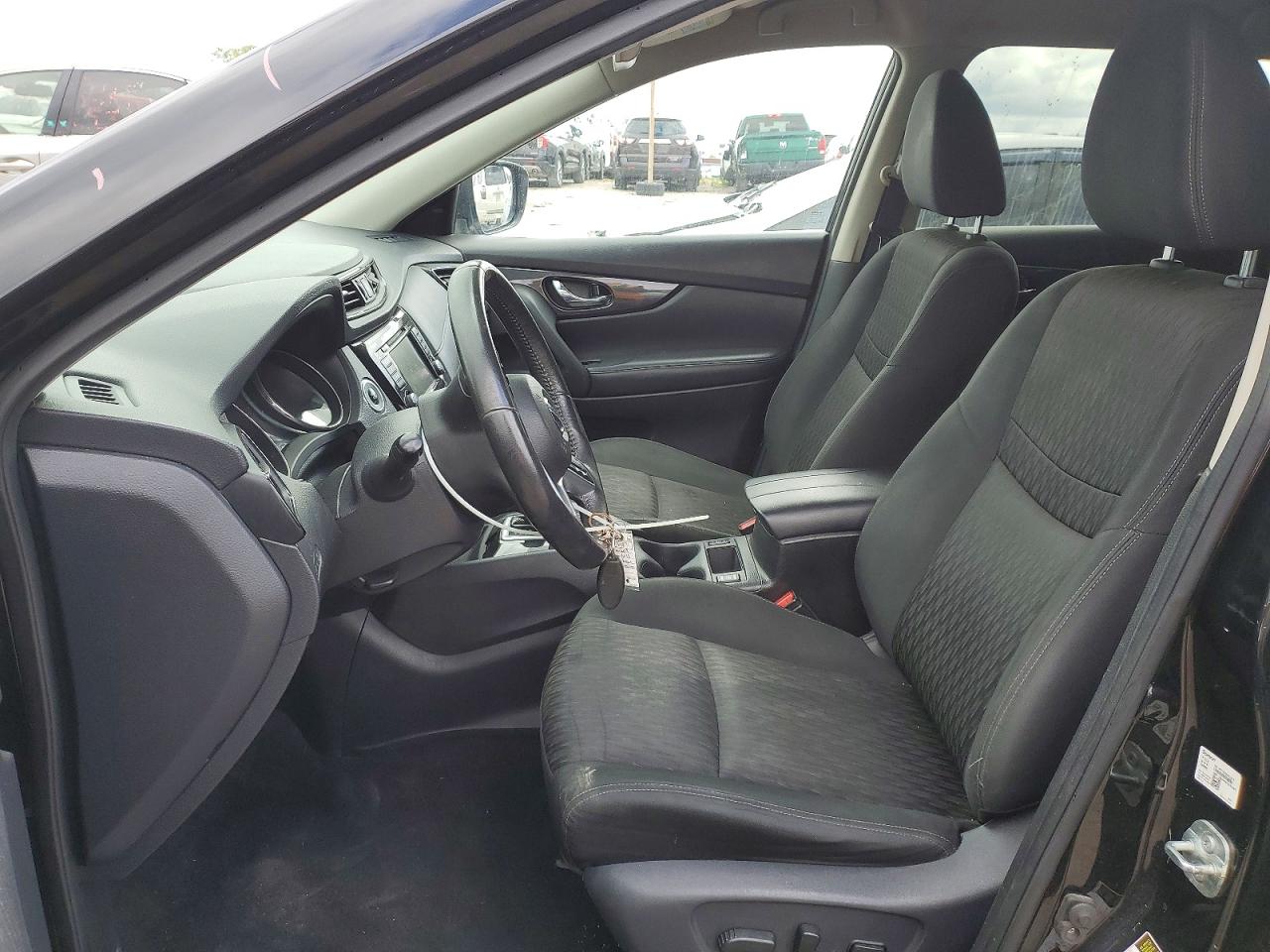Nissan Rogue Sv