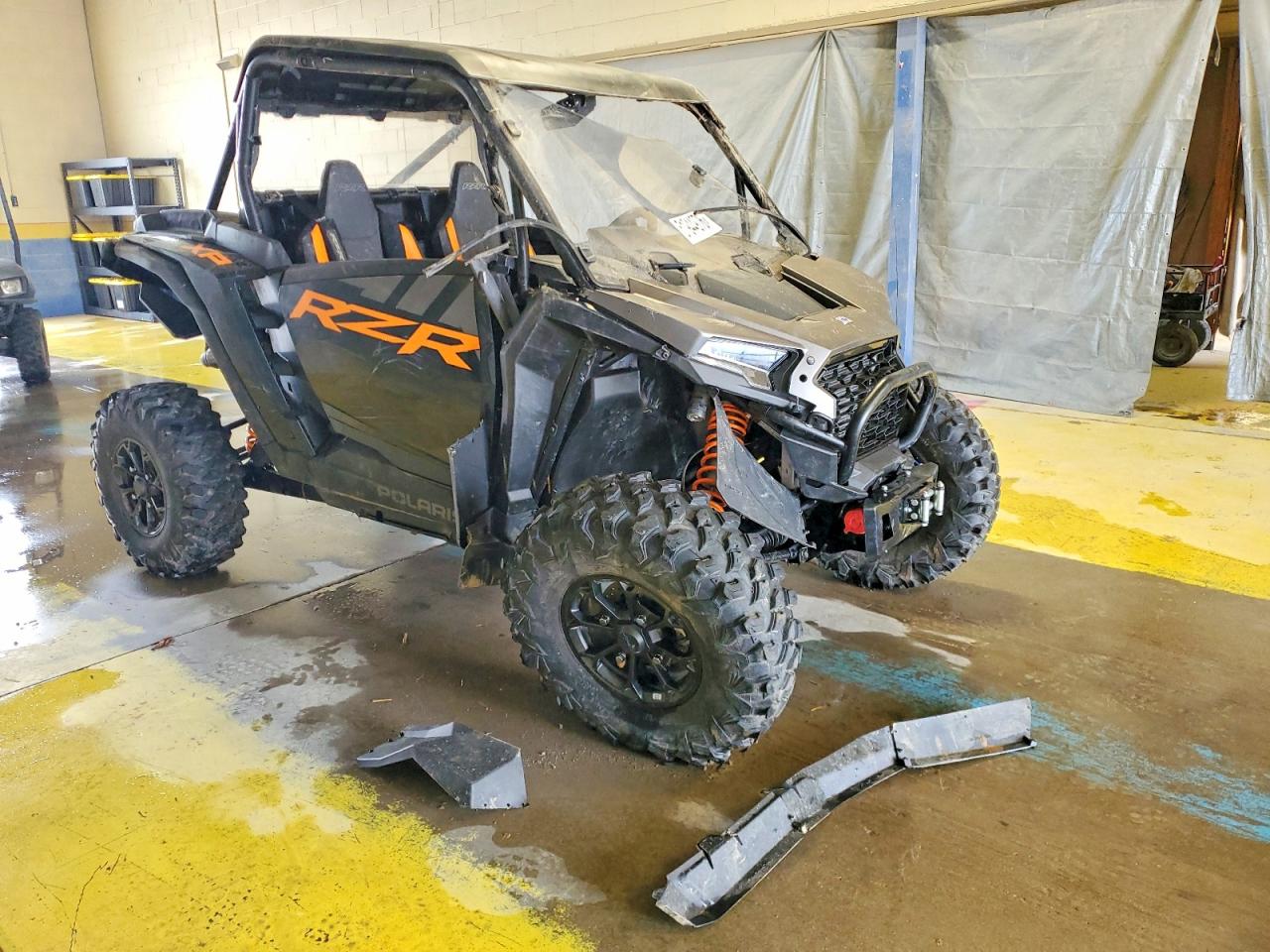 Salvage Polaris RZR Image