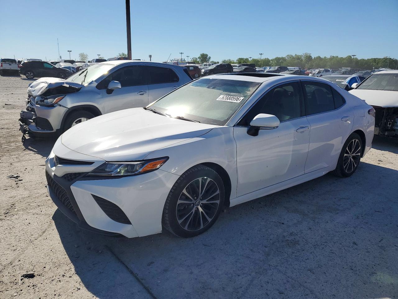 Salvage Toyota Camry Image