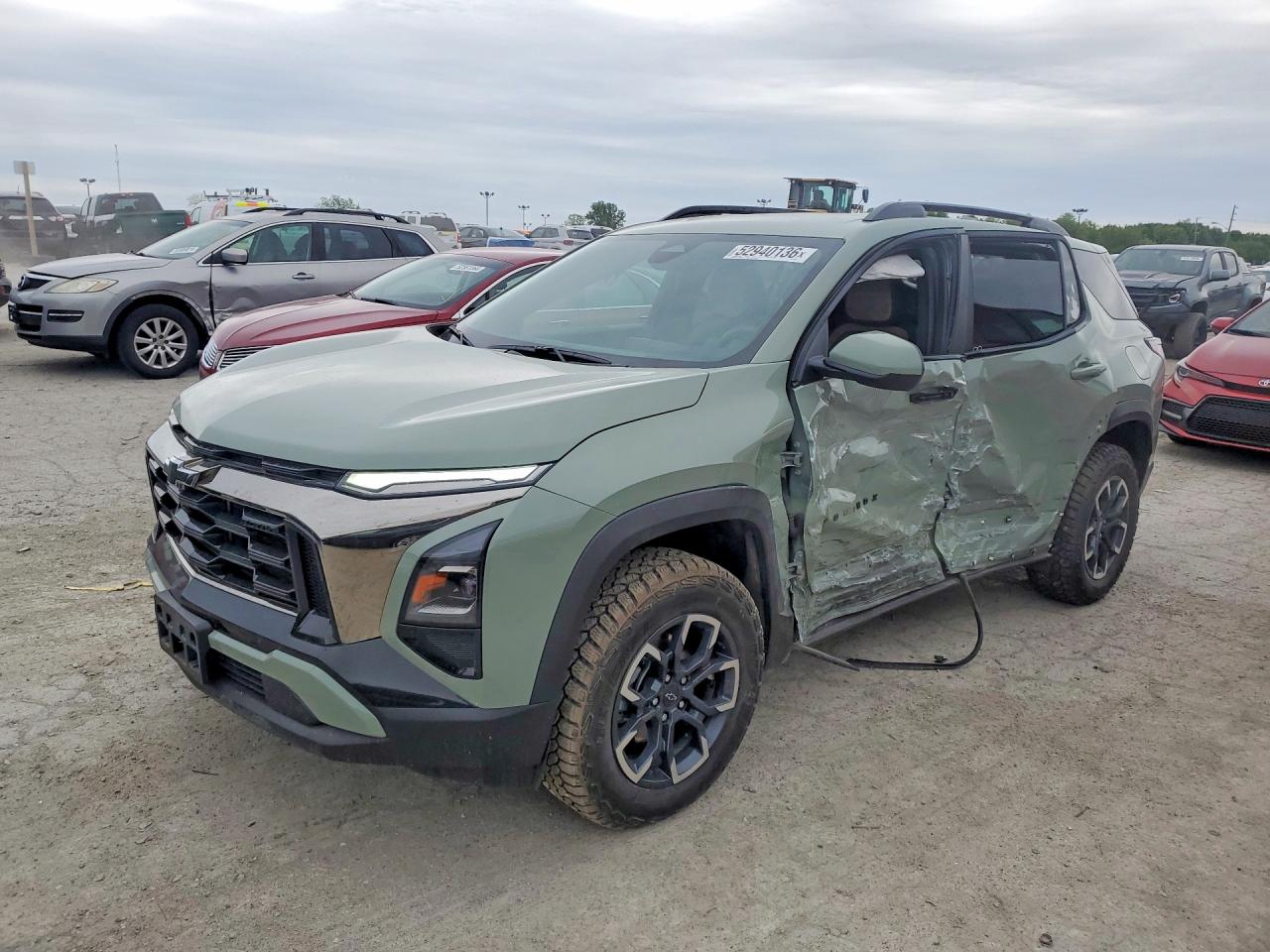 Salvage Chevrolet Equinox Image
