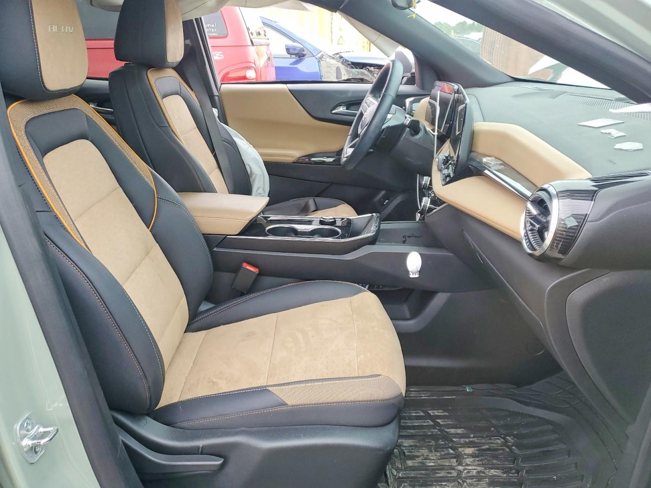 Chevrolet Equinox Activ
