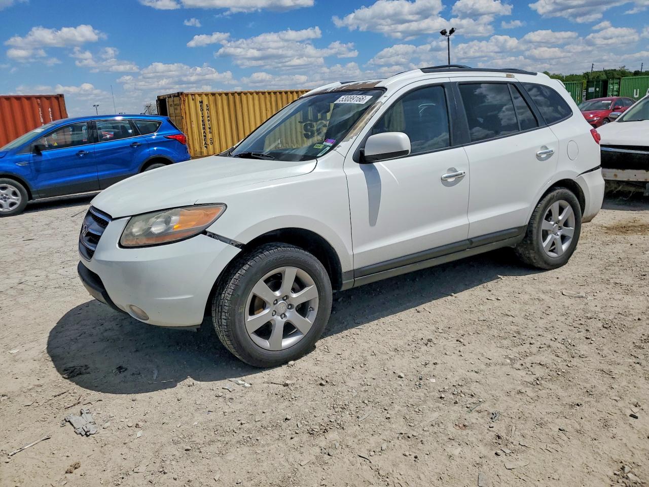Salvage Hyundai SANTA FE Image