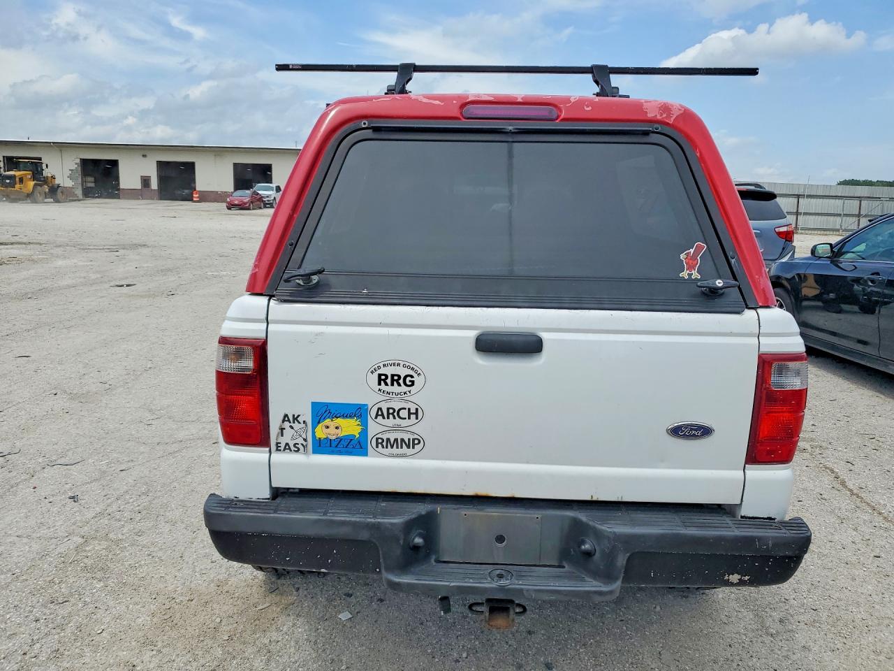 Ford Ranger Super Cab
