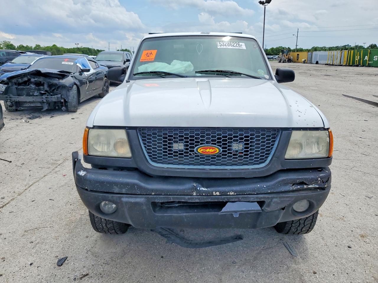 Ford Ranger Super Cab