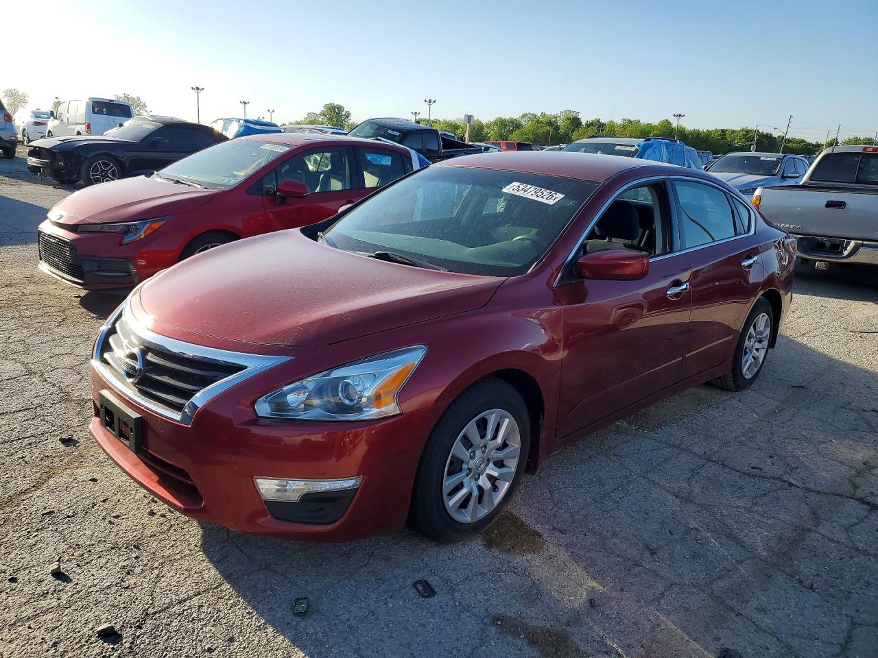 Salvage Nissan Altima Image