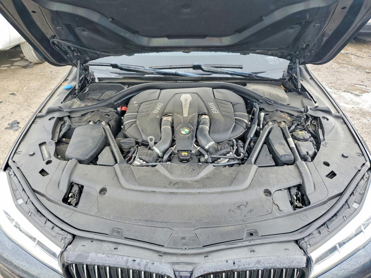 BMW 7 Series Xi