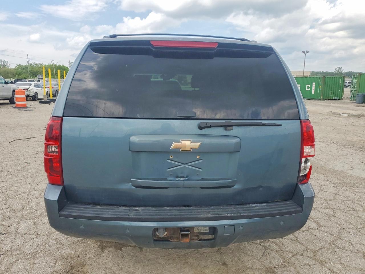 Chevrolet Suburban K1500 Ls