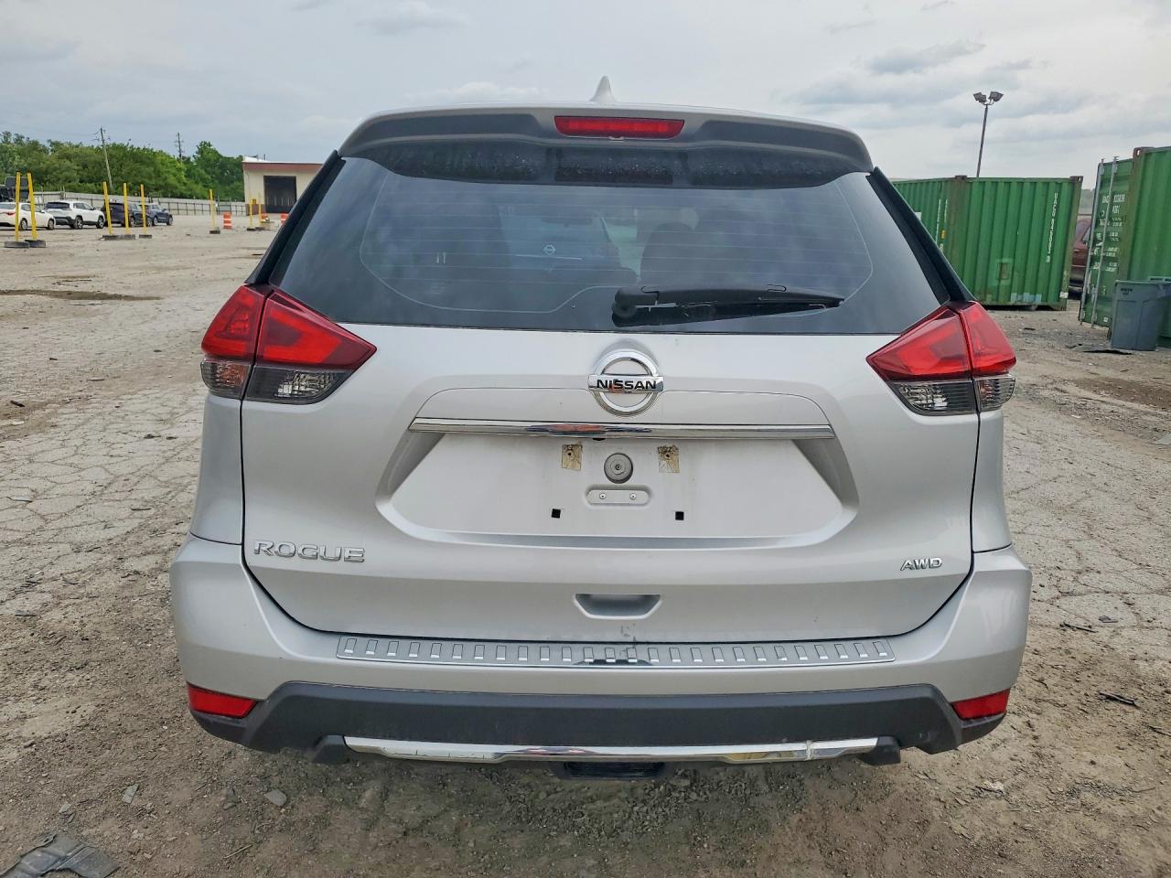 Nissan Rogue S