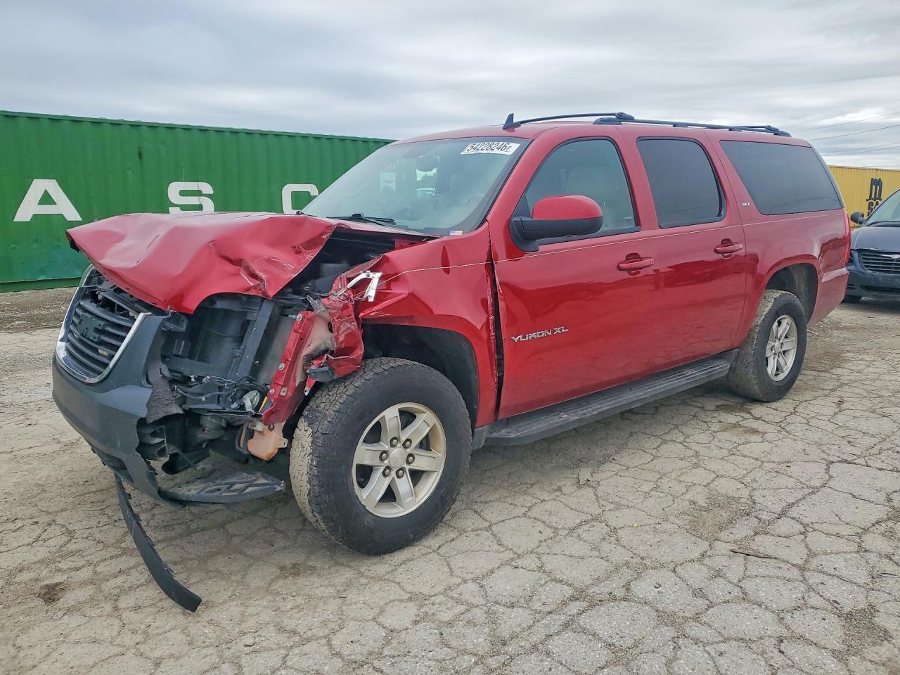 Salvage GMC Yukon Image