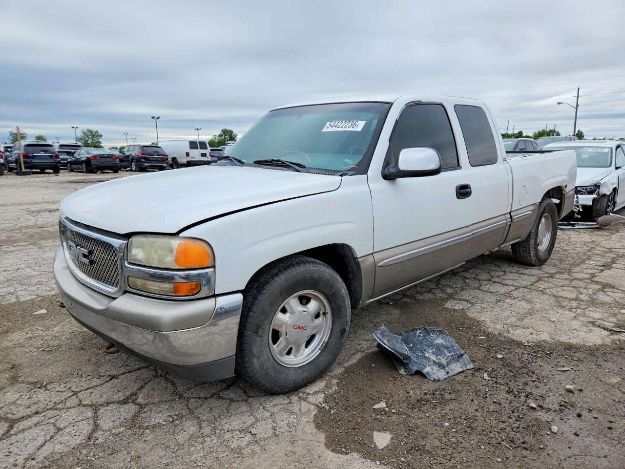 Salvage GMC Sierra Image