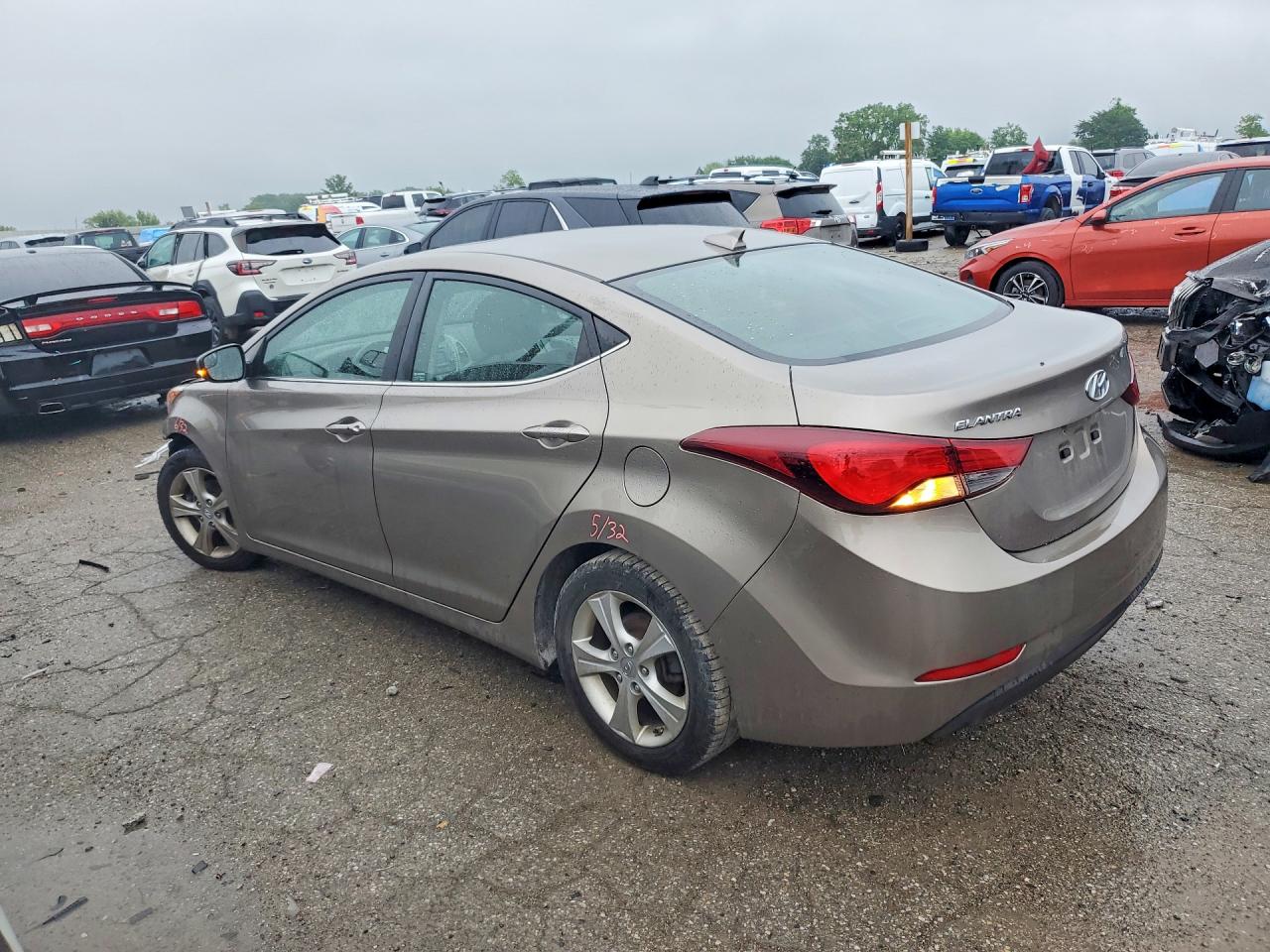 Hyundai ELANTRA Value Edition