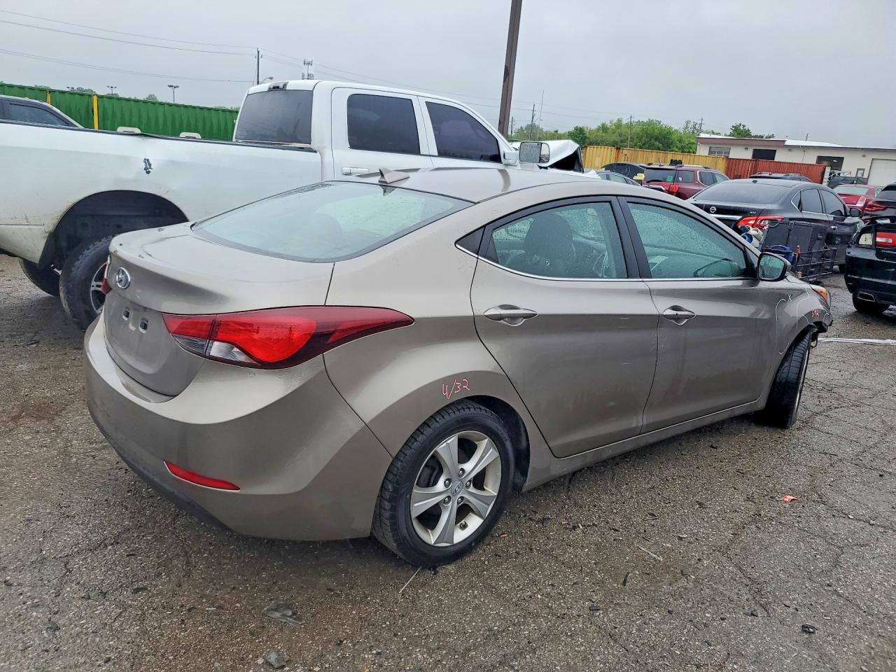 Hyundai ELANTRA Value Edition