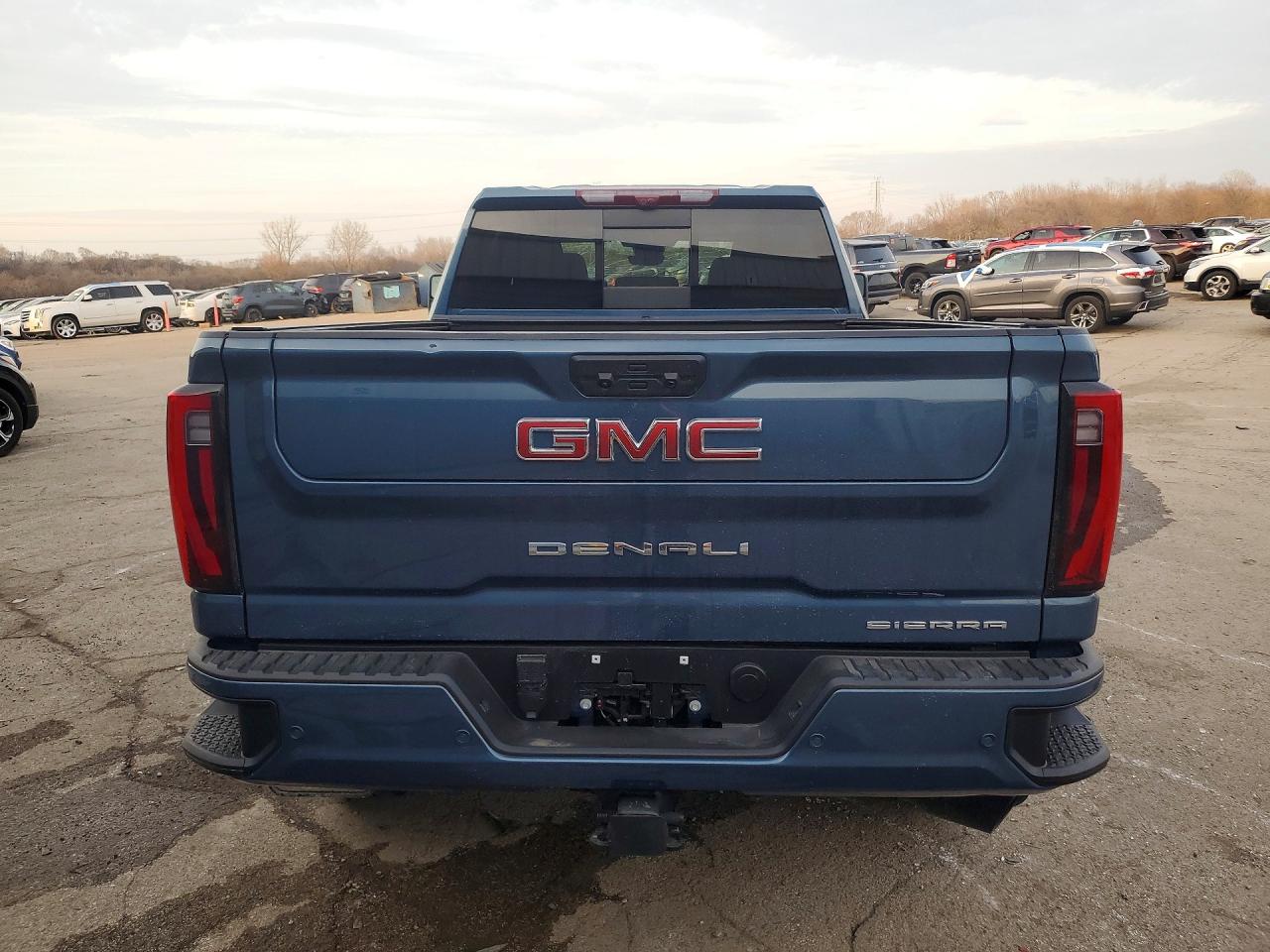 GMC Sierra K2500 Denali
