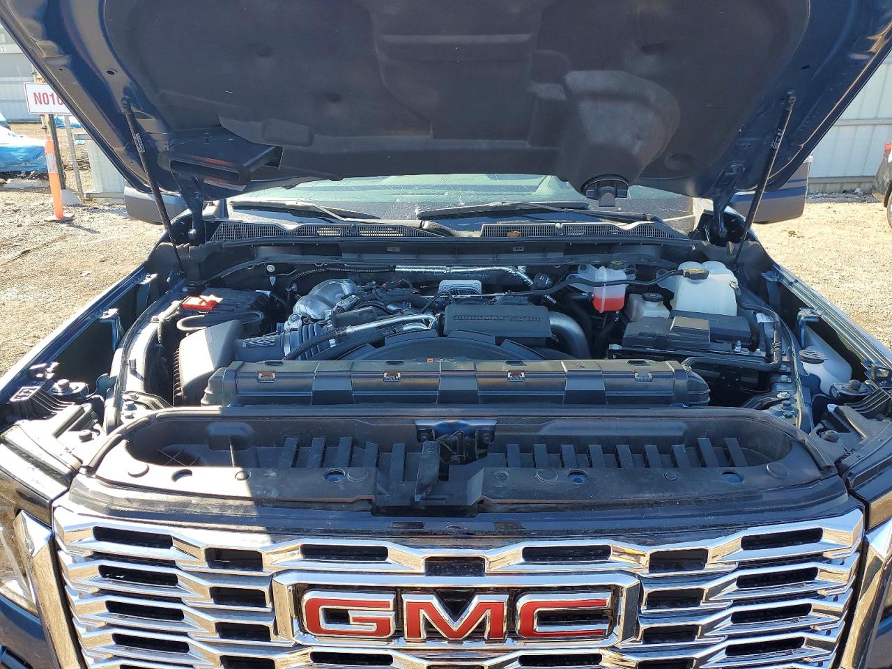 GMC Sierra K2500 Denali