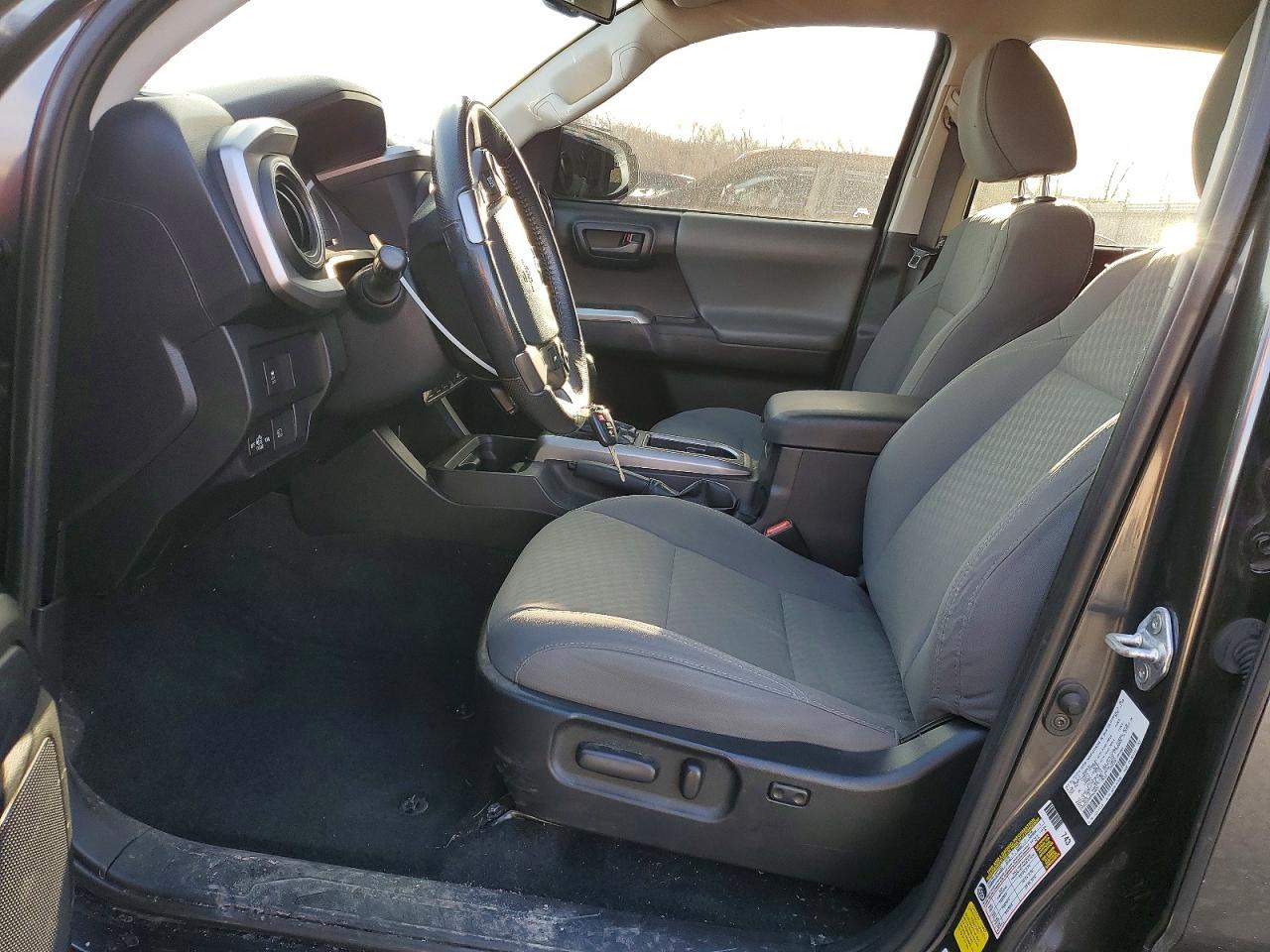 Toyota Tacoma Sr5 V6
