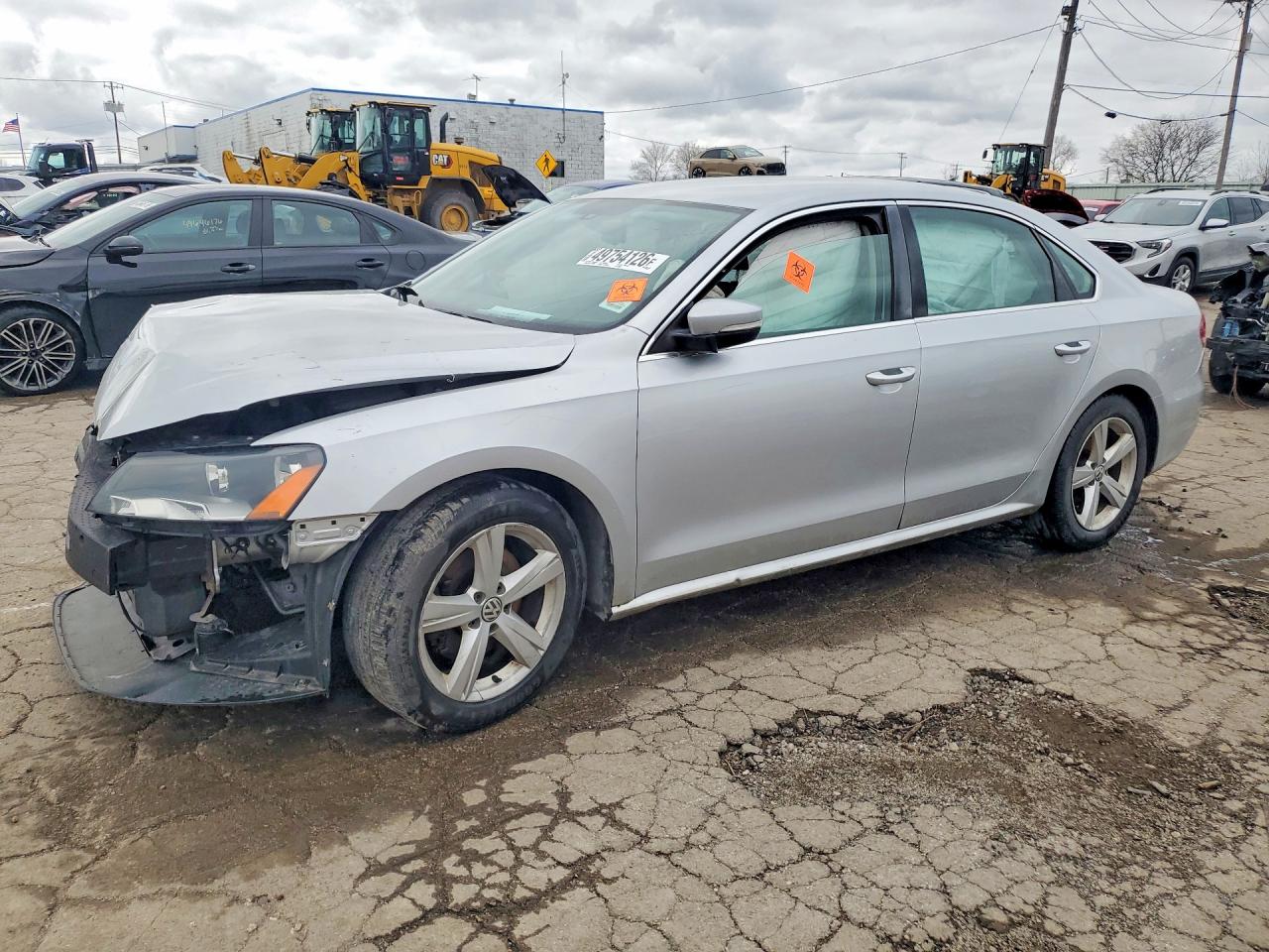 Salvage Volkswagen Passat Image