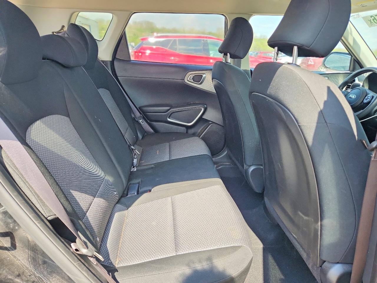 Kia Soul Lx