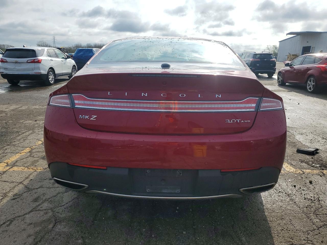 Lincoln MKZ Reserve