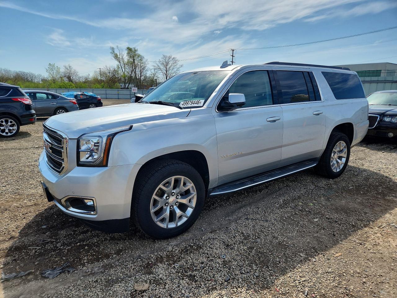 Salvage GMC Yukon Image