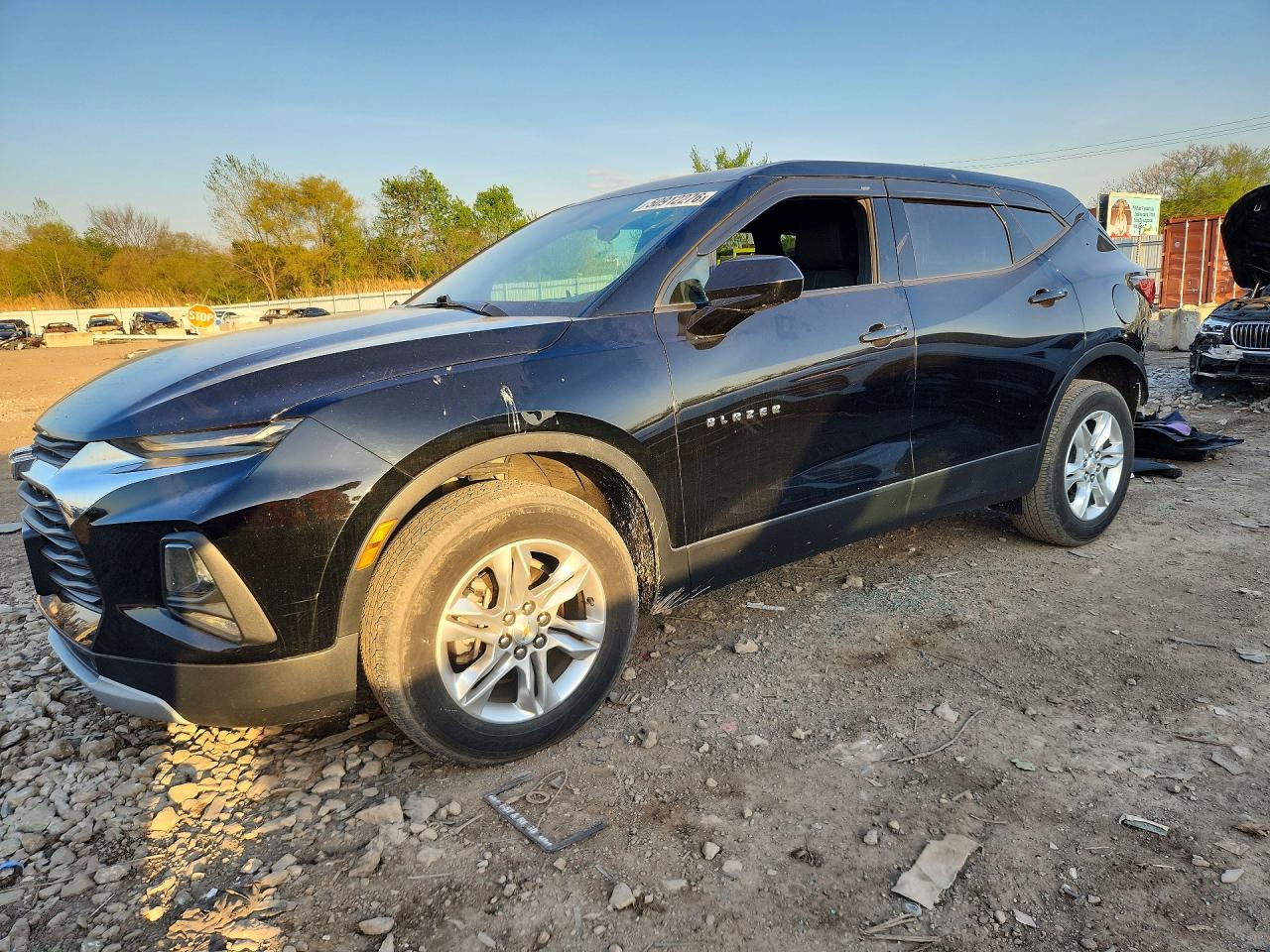 Salvage Chevrolet Blazer Image
