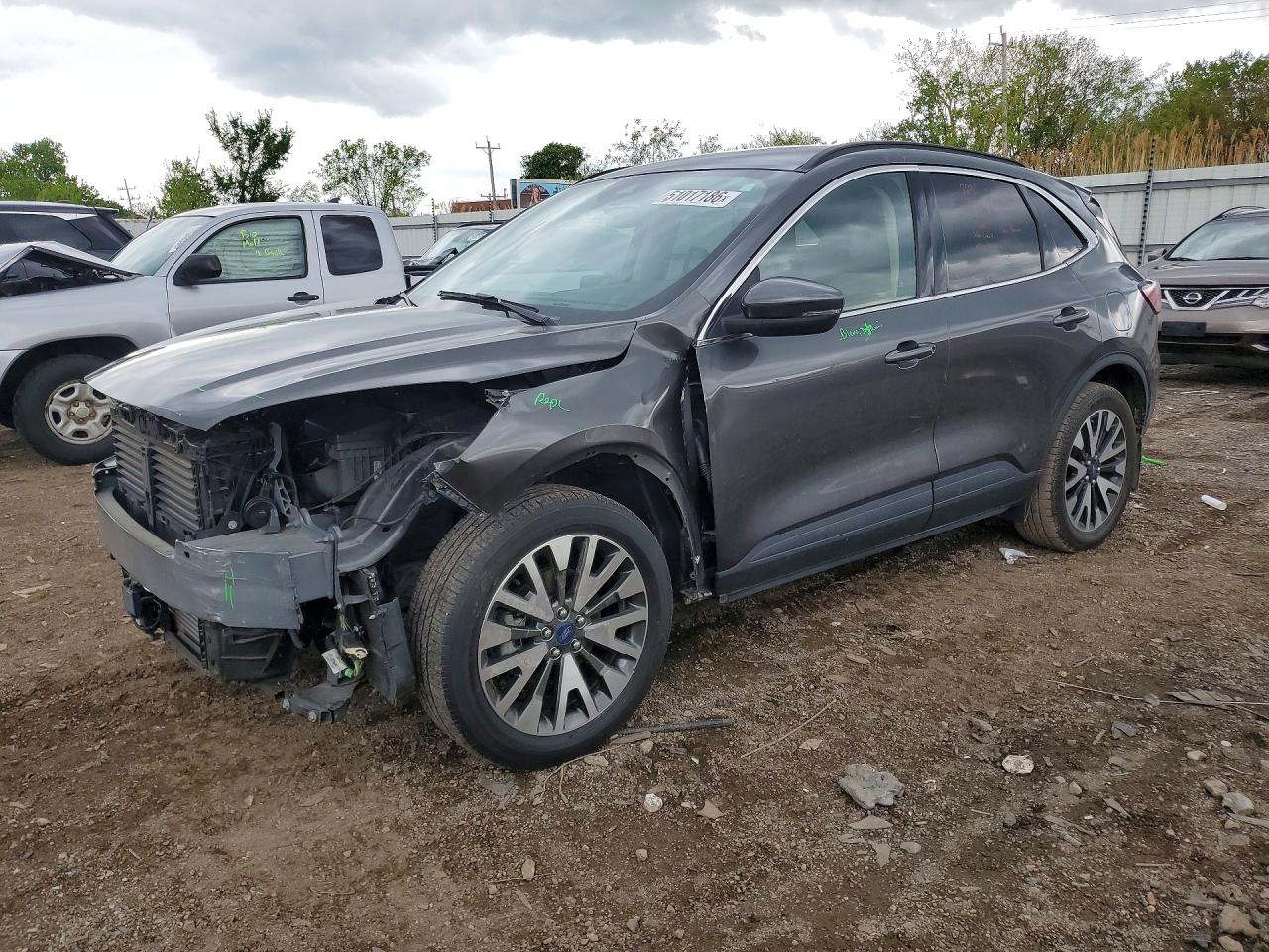 Salvage Ford Escape Image