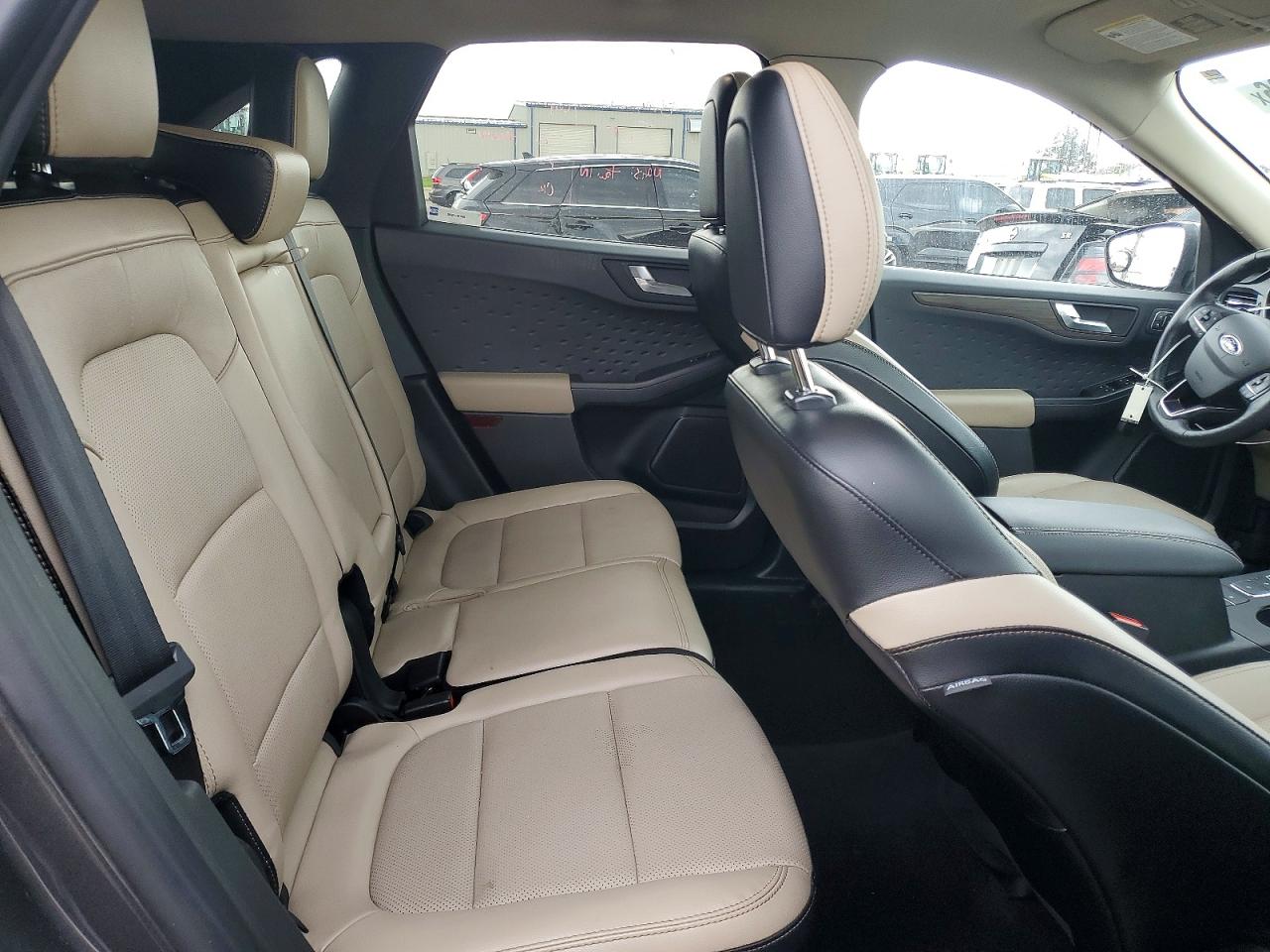 Ford Escape Titanium