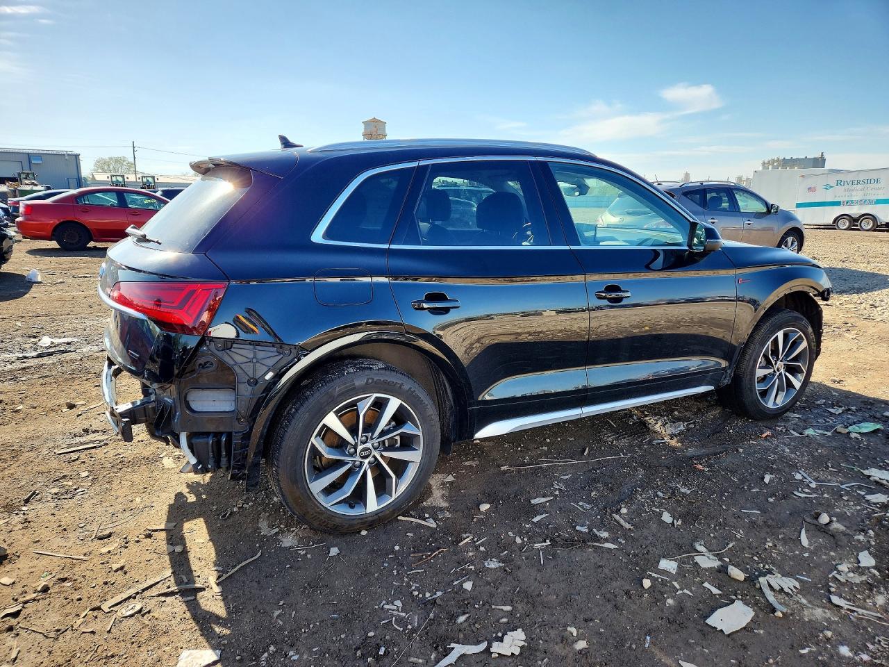Audi Q5 Premium Plus 45