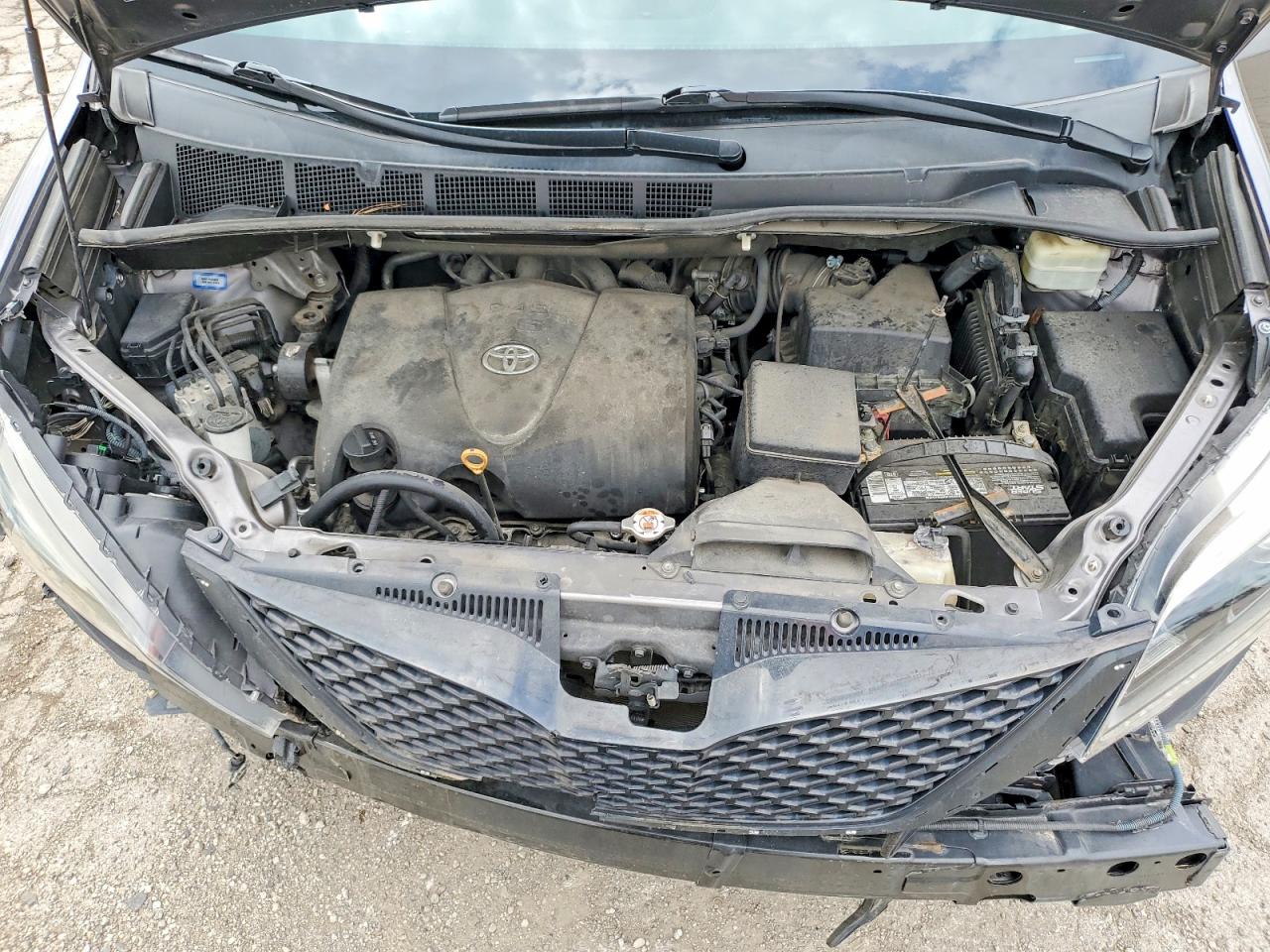 Toyota Sienna Se