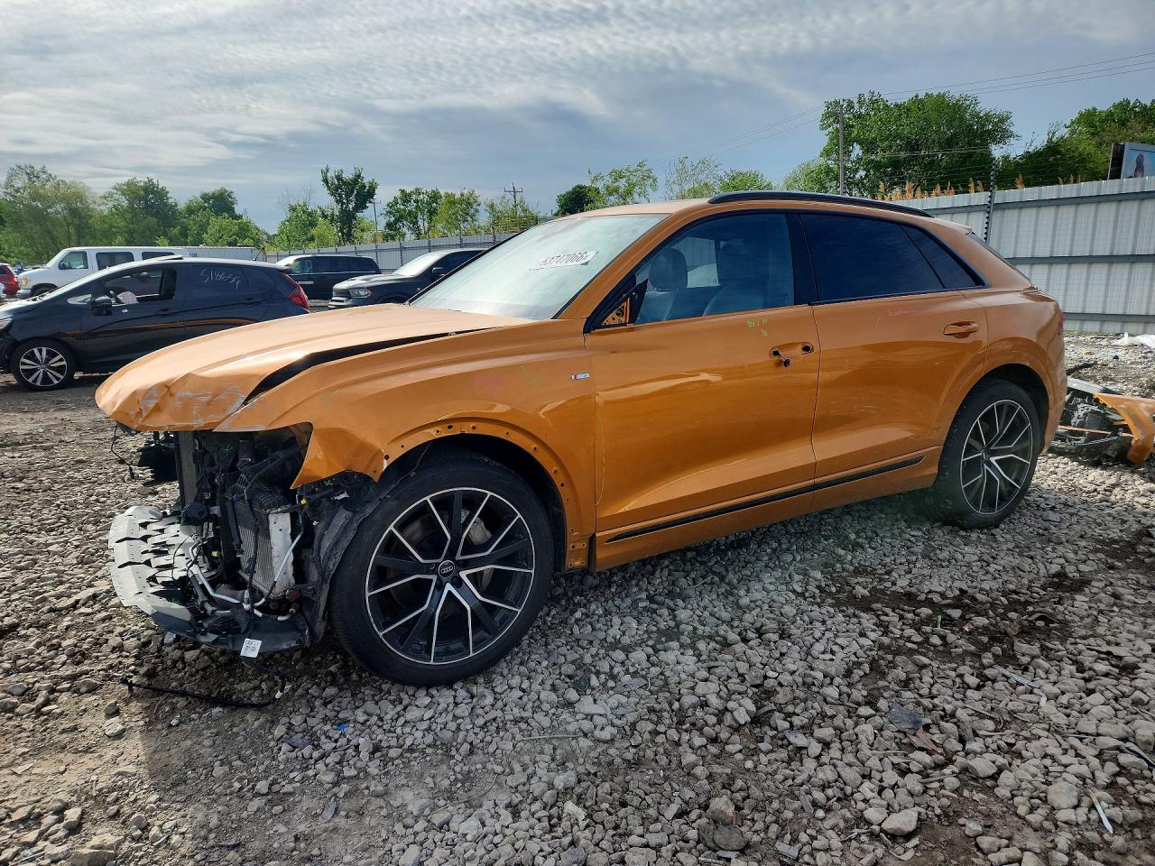 Salvage Audi Q8 Image