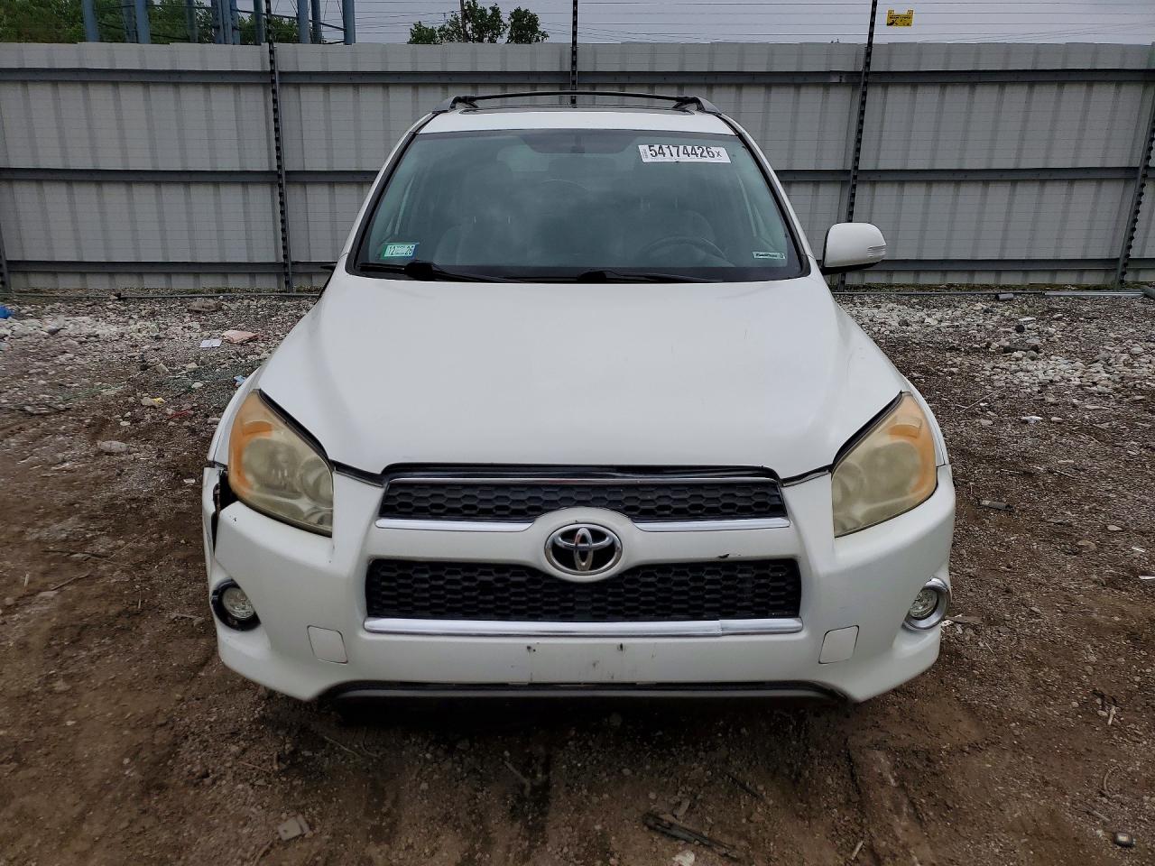 Toyota RAV4 Limited