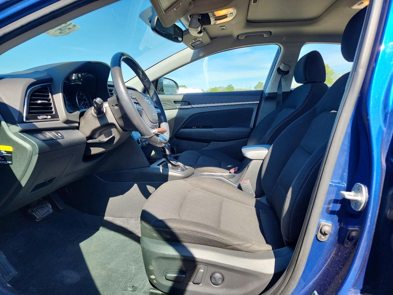 Hyundai ELANTRA Value Edition