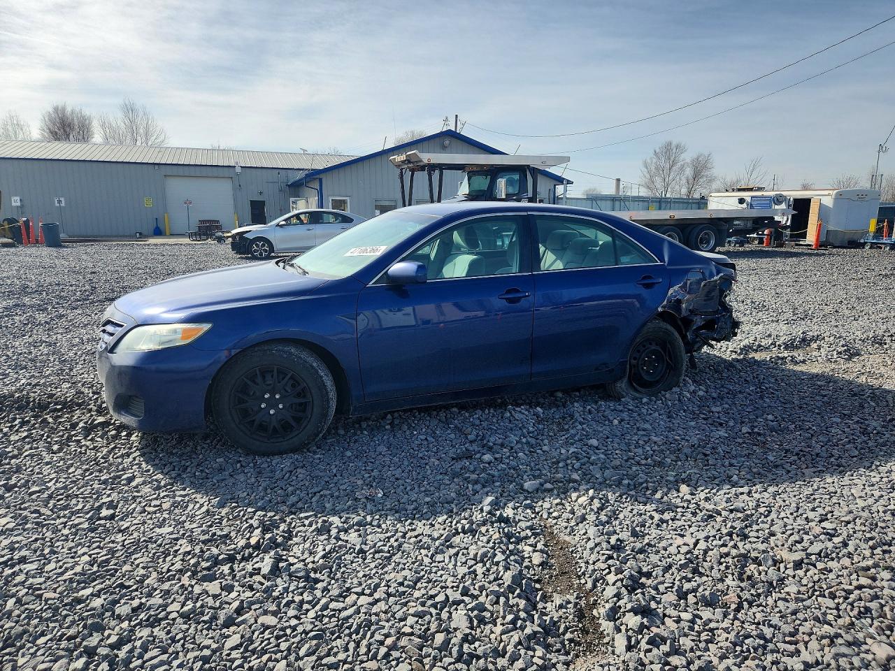 Salvage Toyota Camry Image