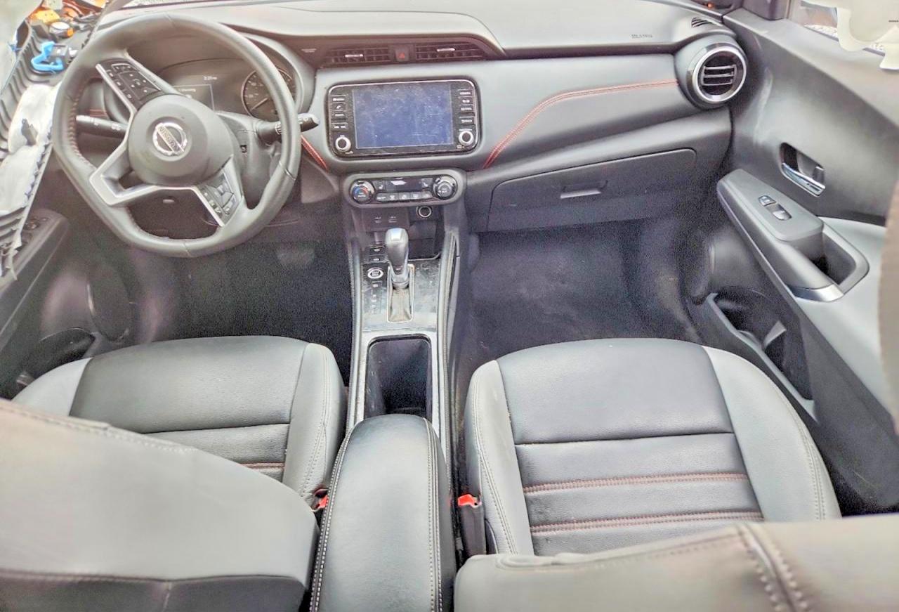 Nissan Kicks Sr