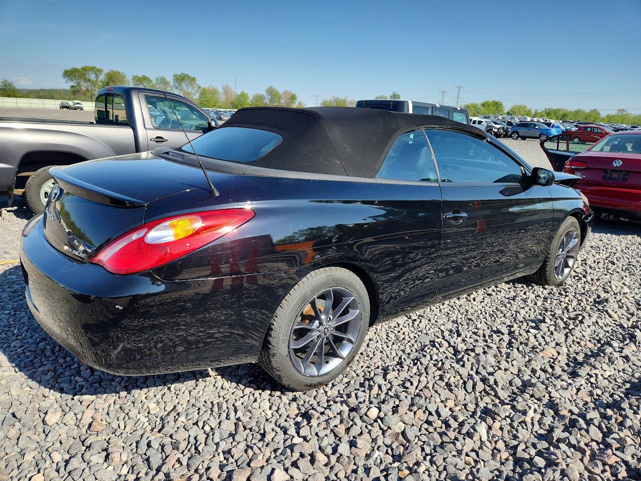 Toyota Camry Sle V6