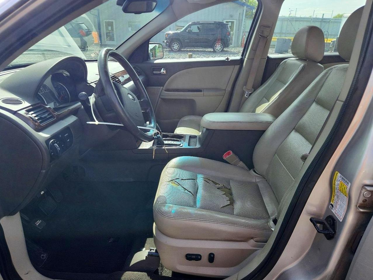 Ford Taurus Sel