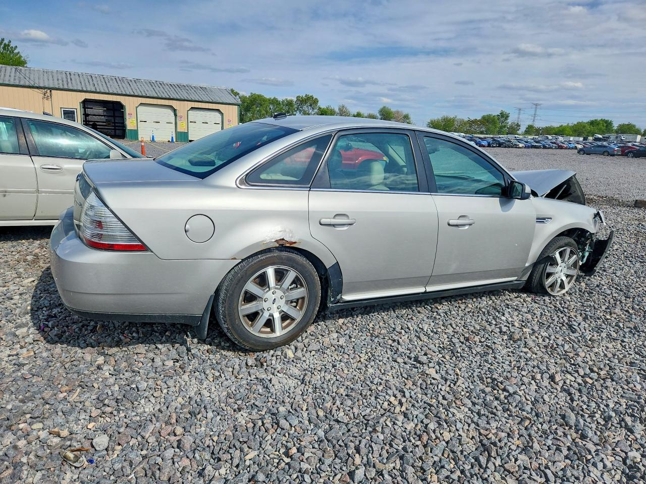 Ford Taurus Sel