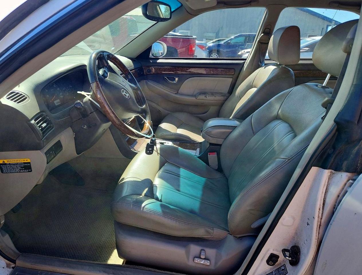 Hyundai Grandeur 350
